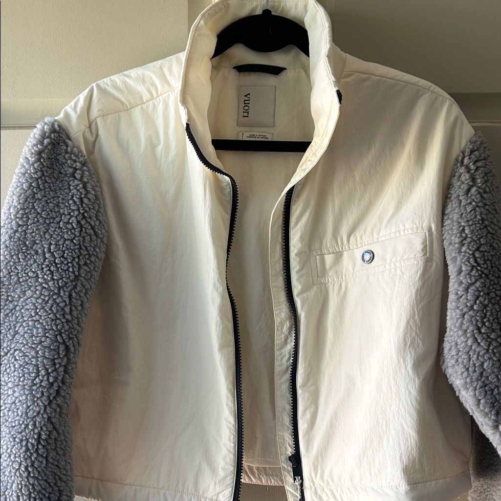 Vuori Cream Jacket With Gray Sherpa Sleeves